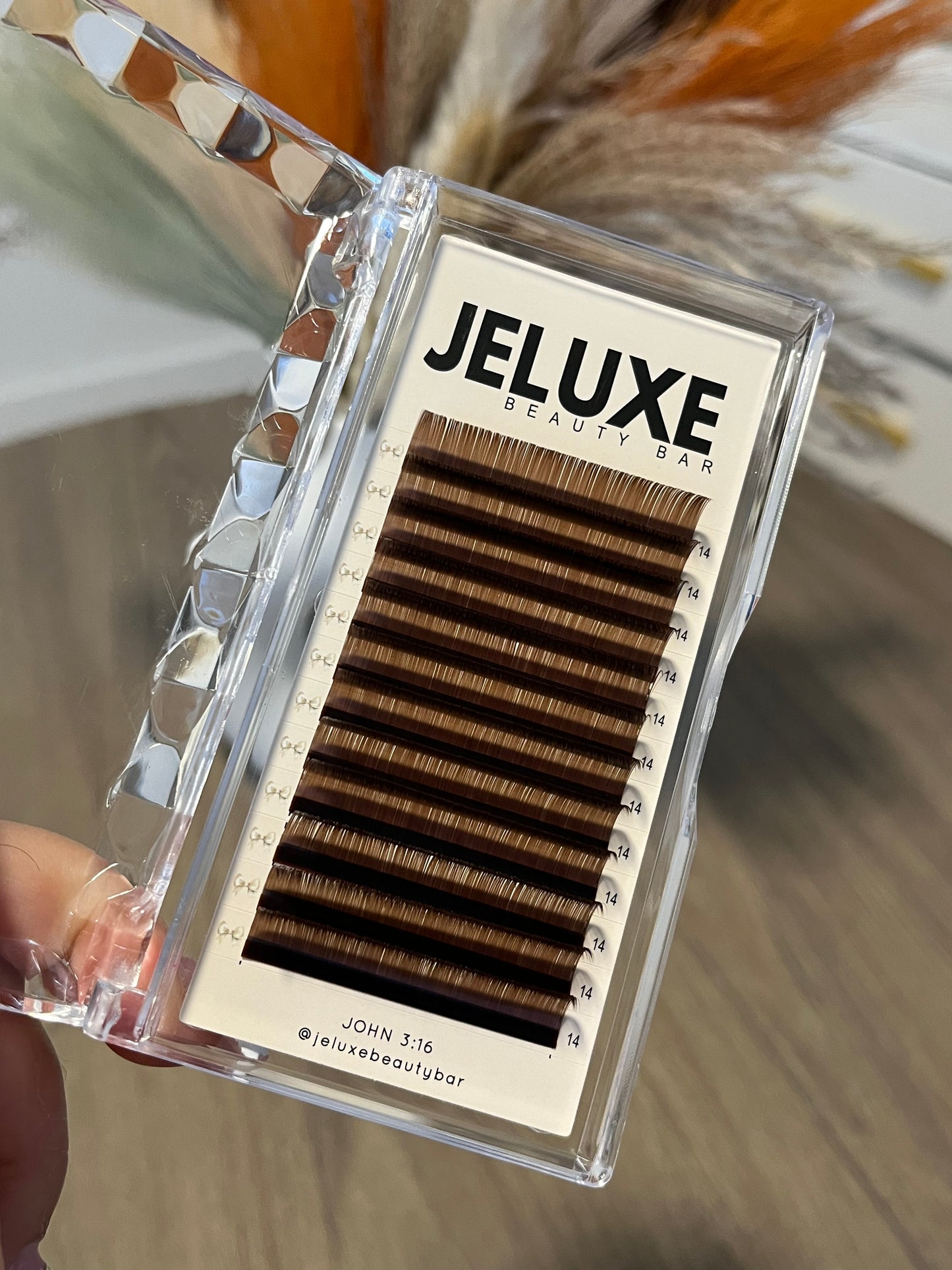 "EXPRESSO" BROWN LASHES